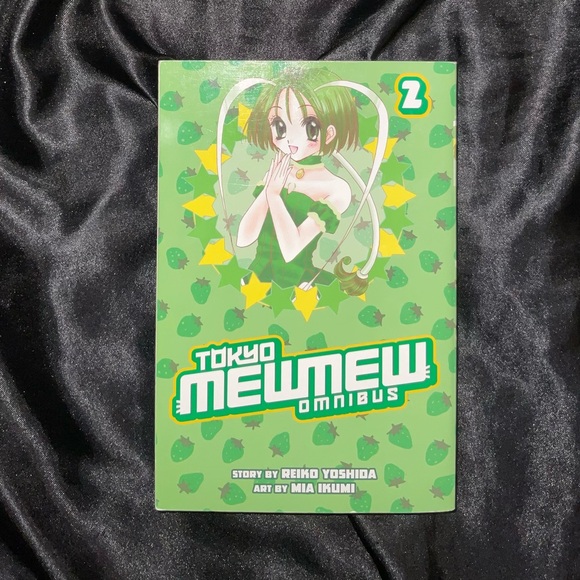 Tokyo MewMew Omnibus 2 - English - Picture 1 of 2